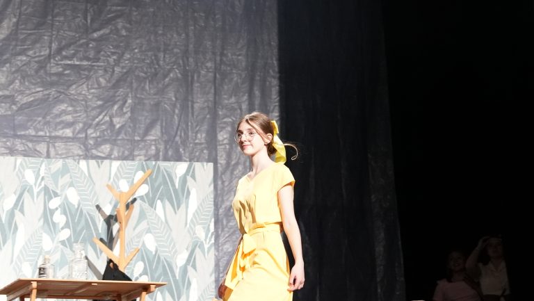 Elisa Genovese - Daisy