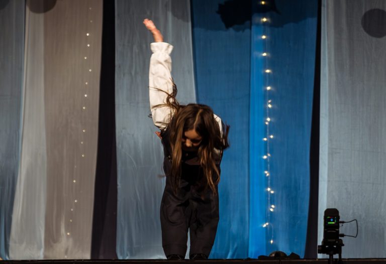 Ambra Lanna - La donna d'affari